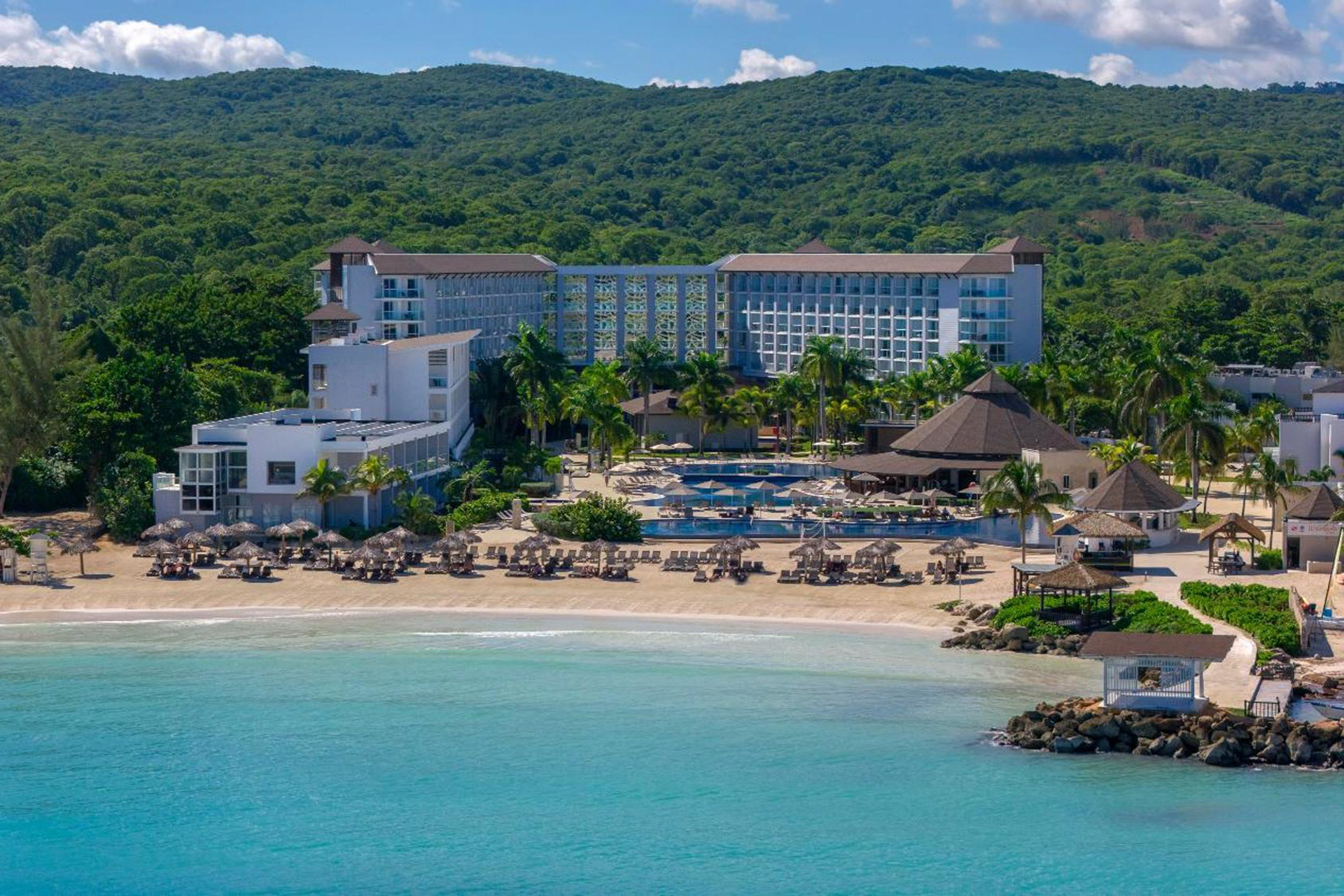 ROYALTON BLUE WATERS