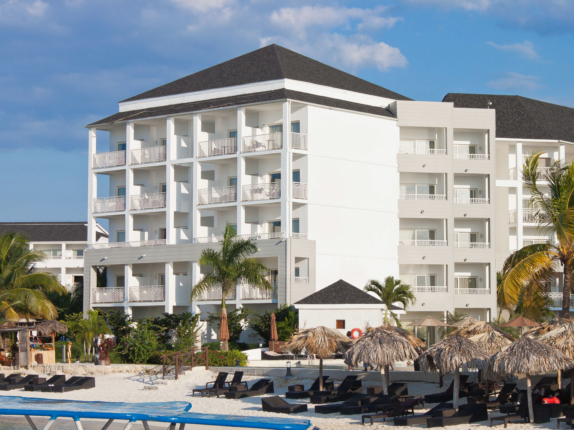 BREATHLESS ST. JAMES