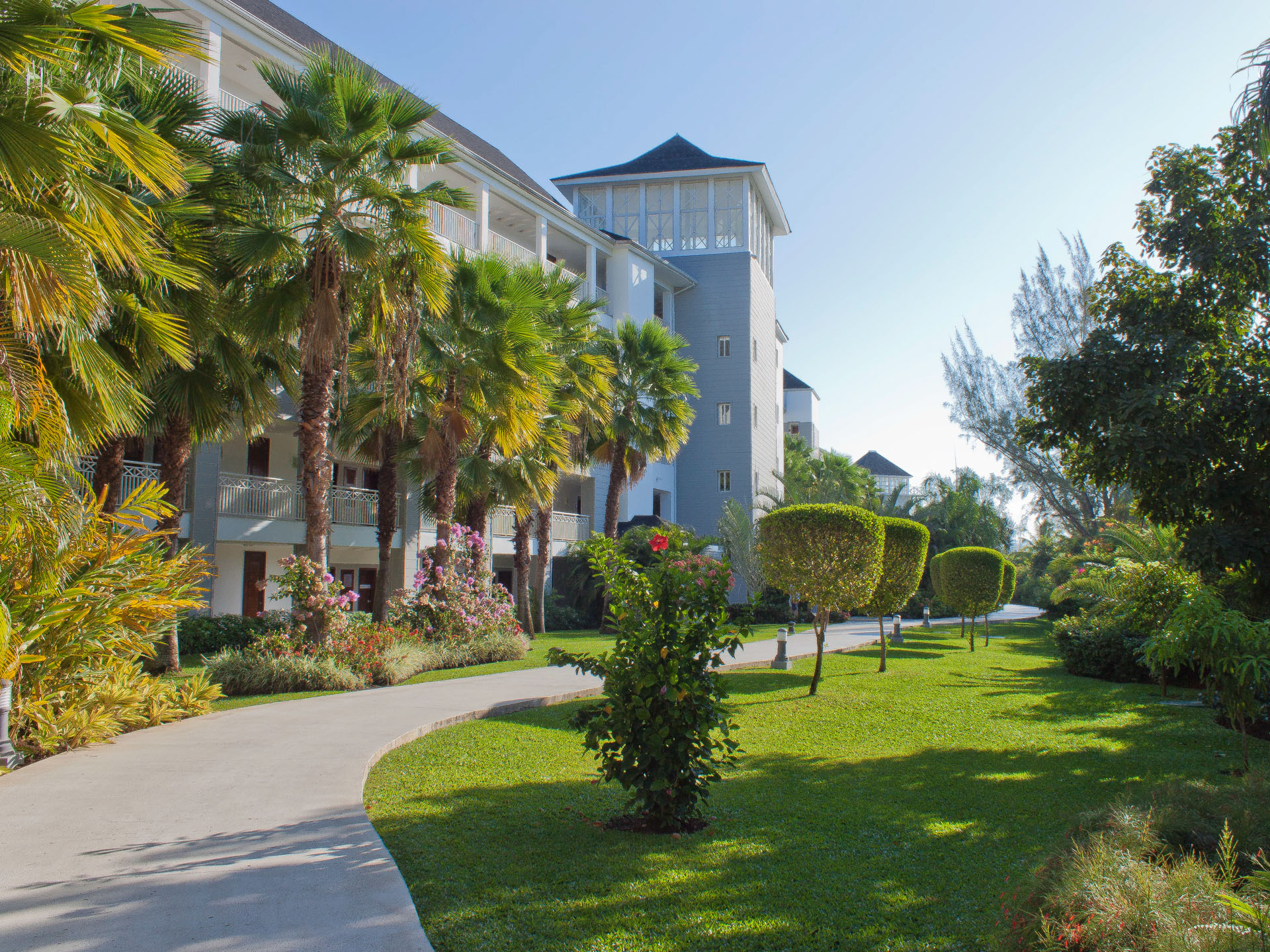 BREATHLESS ST. JAMES